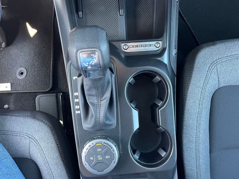 New 2025 Ford Bronco Base image 11