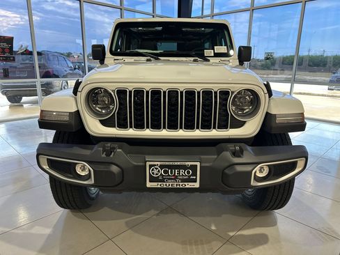 New 2025 Jeep Wrangler Unlimited Sahara AWD/4WD image 8