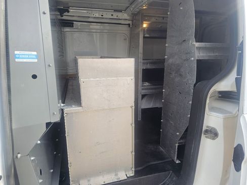 Used 2018 Ford Transit Connect XL image 32