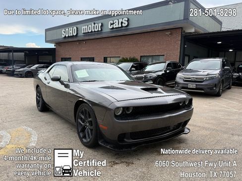 Used 2022 Dodge Challenger R/T w/ Driver Convenience Group RWD image 1