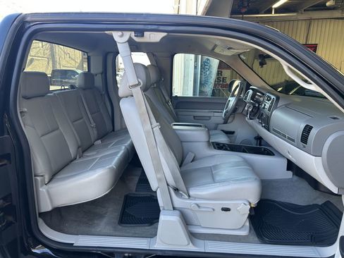 Used 2012 Chevrolet Silverado 1500 LT image 11