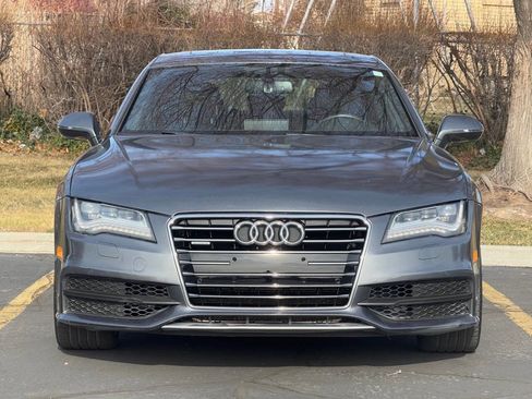 Used 2013 Audi A7 3.0T Prestige w/ Prestige Pkg image 2