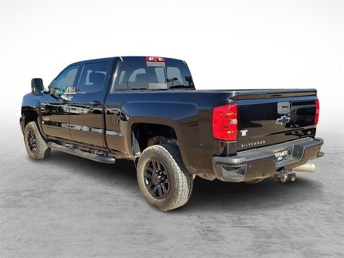 Used 2019 Chevrolet Silverado 2500 LTZ w/ Duramax Plus Package image 7