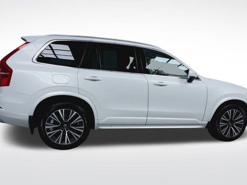 Used 2021 Volvo XC90 T6 Momentum w/ Advanced Package image 9