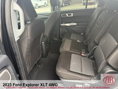 Used 2023 Ford Explorer XLT AWD/4WD image 20