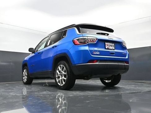 Used 2025 Jeep Compass Limited AWD/4WD image 55