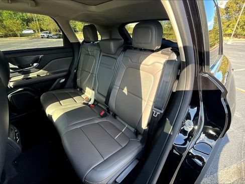 New 2026 Lincoln Corsair Reserve image 10