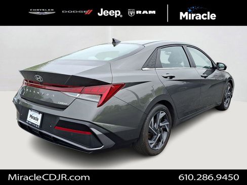 Used 2024 Hyundai Elantra Limited FWD image 6
