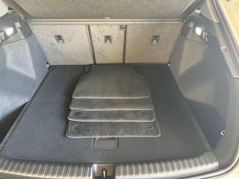 Used 2024 Audi Q4 e-tron Premium Plus w/ Premium Plus image 9