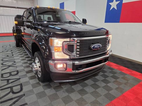 Used 2021 Ford F450 Lariat image 23