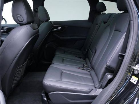 Certified 2025 Audi Q7 2.0T Premium AWD/4WD image 20