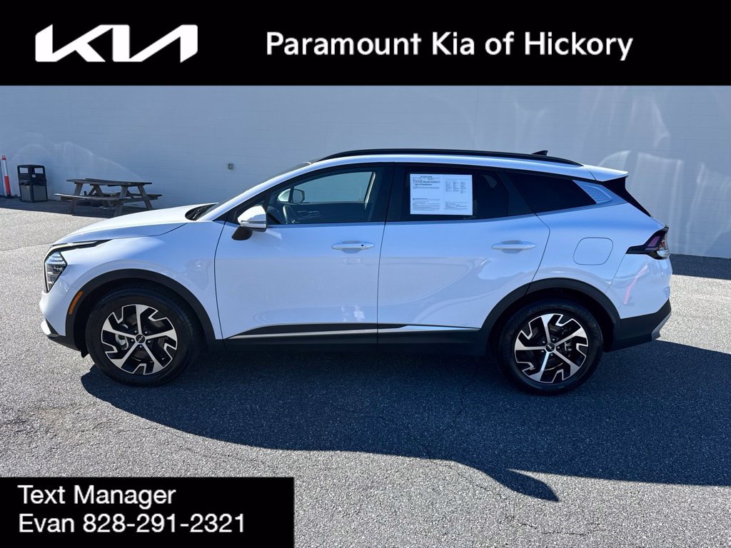 Used 2025 Kia Sportage EX w/ Premium Package FWD image 4