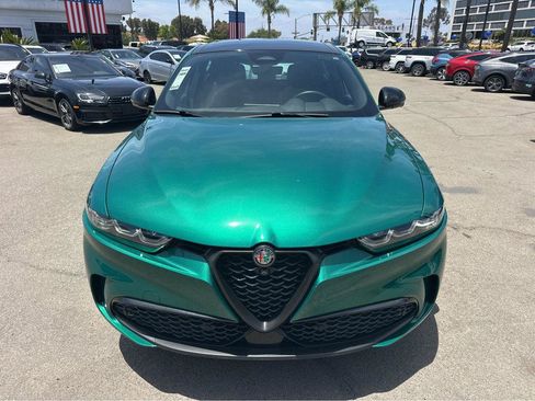 Used 2024 Alfa Romeo Tonale Veloce AWD/4WD image 2