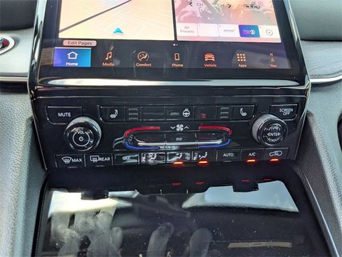 New 2025 Jeep Grand Cherokee L Limited image 21