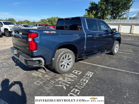 Used 2021 Chevrolet Silverado 1500 LTZ AWD/4WD image 3