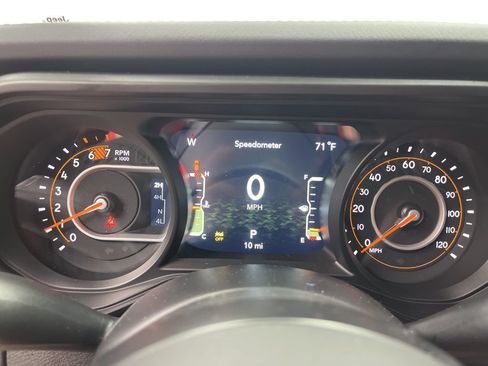 New 2025 Jeep Wrangler Unlimited Rubicon w/ Safety Group image 12