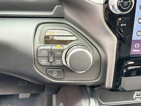 New 2026 RAM 1500 Big Horn AWD/4WD image 18