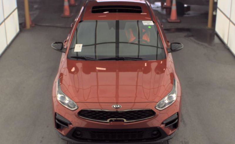Used 2021 Kia Forte GT-Line w/ GT-Line Premium Package FWD image 2