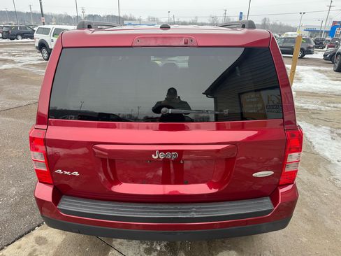 Used 2015 Jeep Patriot Latitude image 6