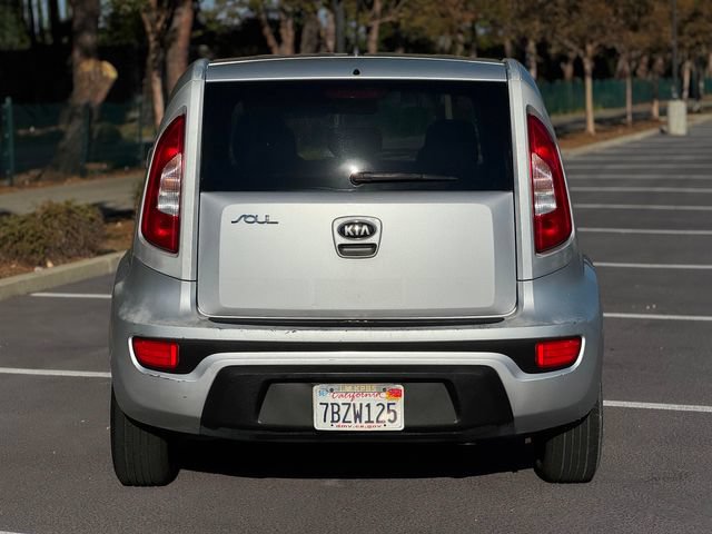 Used 2013 Kia Soul FWD image 12