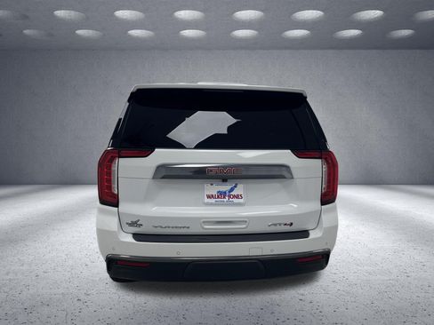 Used 2023 GMC Yukon AT4 AWD/4WD image 4