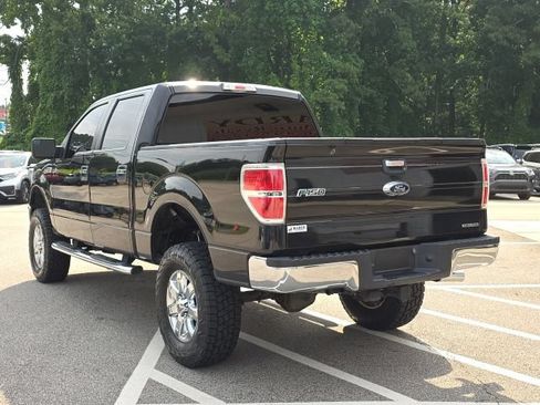 Used 2014 Ford F150 XLT w/ XLT Chrome Package RWD image 3