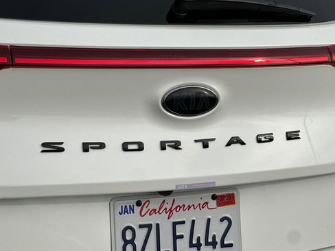 Certified 2022 Kia Sportage Nightfall Edition w/ Nightfall Fwd Premium Package image 33