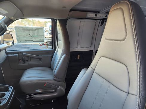 New 2025 Chevrolet Express 2500 Extended w/ Driver Convenience Package image 9