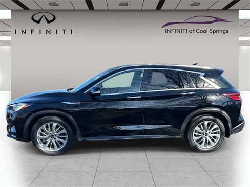Certified 2025 INFINITI QX50 Luxe image 4