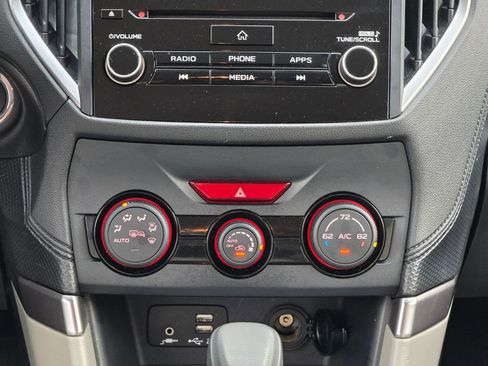 Used 2021 Subaru Forester Premium image 34