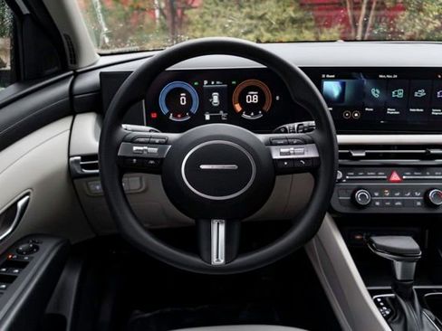 New 2026 Hyundai Tucson SE image 22