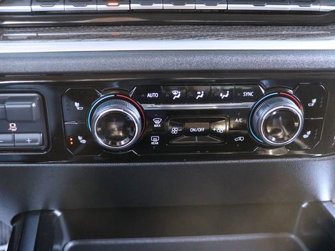 Used 2025 Chevrolet Silverado 2500 LT w/ All Star Edition image 22