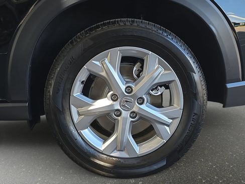 Certified 2025 Honda HR-V LX image 31