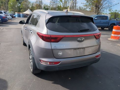 Used 2017 Kia Sportage EX image 5