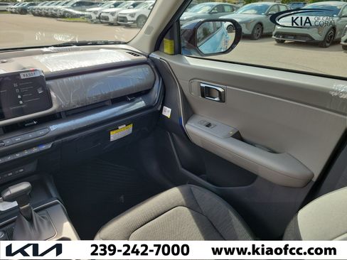 New 2027 Kia Seltos S FWD image 16