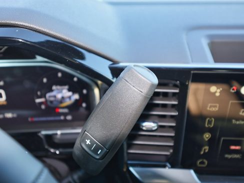 New 2026 GMC Sierra 2500 SLT w/ SLT Premium Package image 22