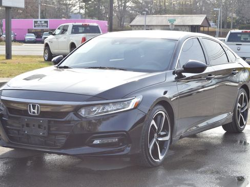 Used 2018 Honda Accord Sport image 1