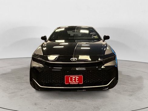 New 2026 Toyota Crown Platinum image 8