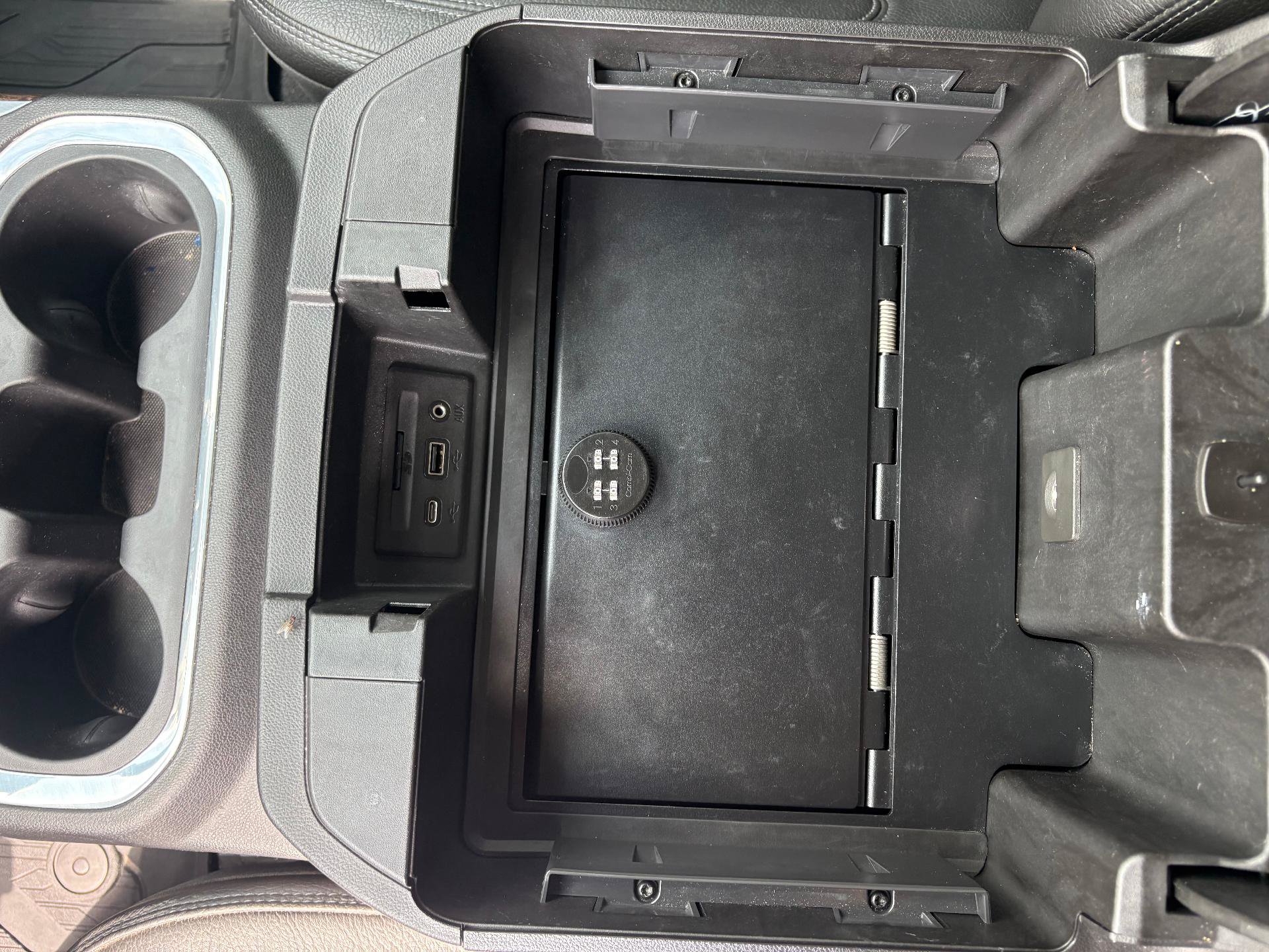 Used 2019 GMC Sierra 1500 Denali AWD/4WD image 17