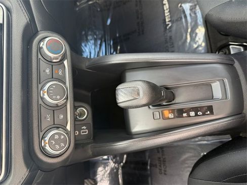 Used 2024 Nissan Versa S w/ S Plus Package image 22