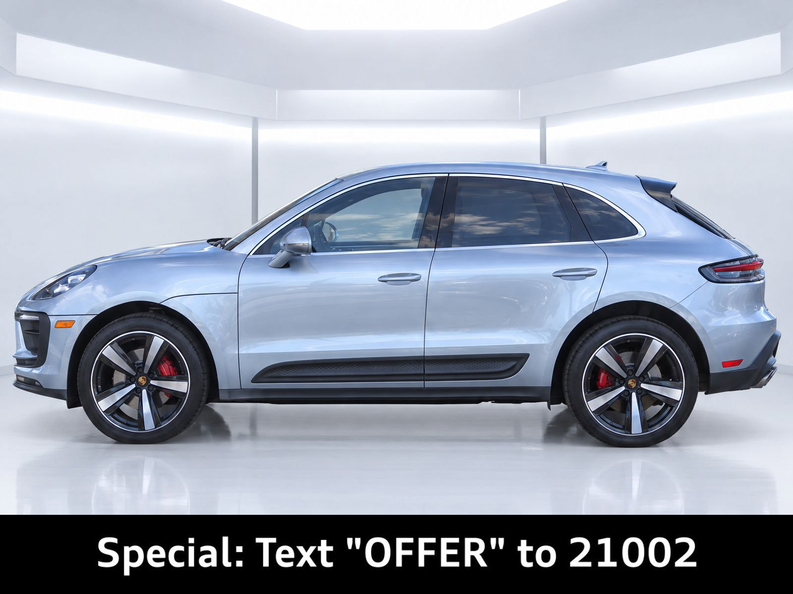 Used 2023 Porsche Macan S AWD/4WD image 6