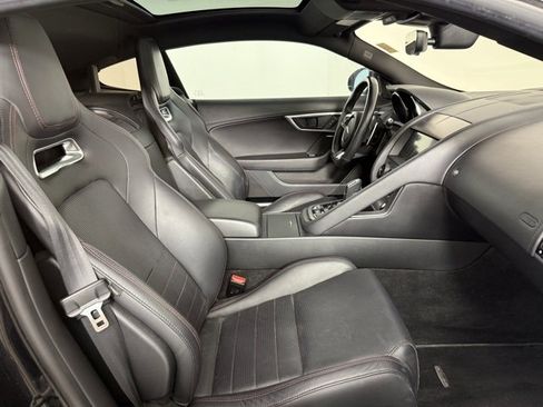 Used 2019 Jaguar F-TYPE Coupe image 15