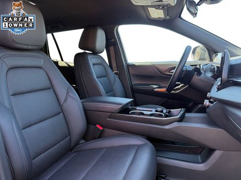 Used 2026 Chevrolet Equinox LT w/ Convenience Package II image 15