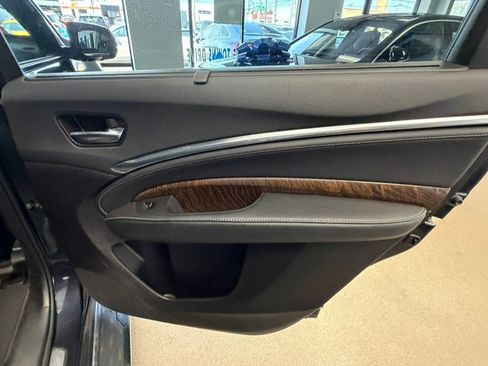 Used 2019 Acura MDX FWD w/ Advance Package image 31