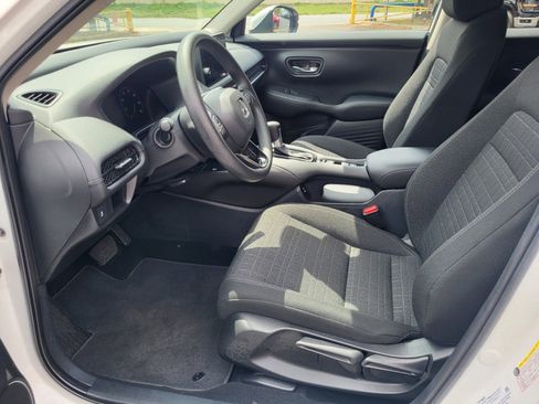 Used 2026 Honda HR-V LX image 19