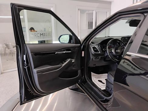 Used 2021 Kia Seltos SX AWD/4WD image 38