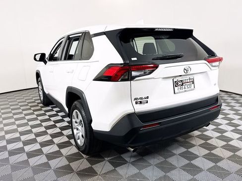 Used 2023 Toyota RAV4 LE image 20