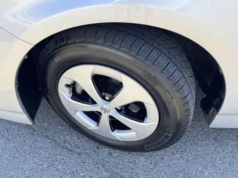 Used 2013 Toyota Prius Two FWD image 33