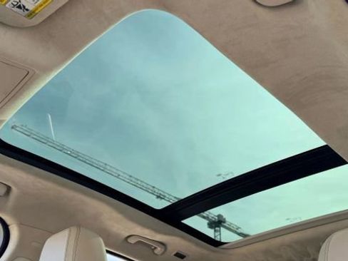 Used 2019 Jaguar F-PACE Prestige image 43