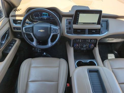 Used 2023 Chevrolet Tahoe Premier AWD/4WD image 27